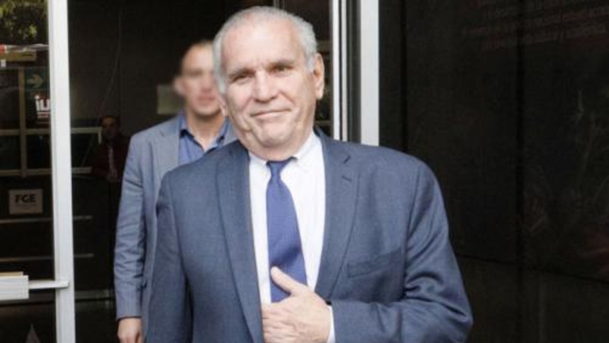 Comparece ante Fiscalía de Ecuador exconsejero de Lenín Moreno por caso de corrupción