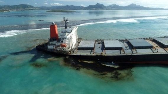 (Fotos y video) Imagen satelital detalla gravedad del vertido de petróleo en la isla Mauricio