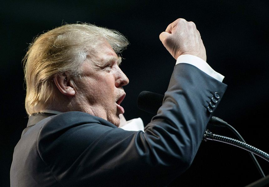 Por encima del bien y del mal: Trump utiliza su actividad presidencial como mitin de campaña