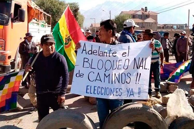 Bolivia: marchas y bloqueos marcaron segundo día de huelga contra aplazamiento de elecciones