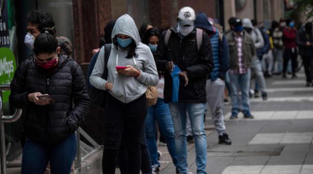 Santiago y Estación Central pasarán a Transición el próximo lunes : ¿Qué está permitido y qué está prohibido hacer?