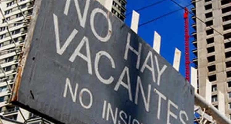 Crisis laboral: Número de ocupados en el Gran Santiago cayó 16,9% en un año