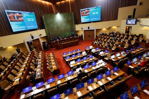 Diputados piden acelerar con urgencia la discusión sobre el impuesto a los súper ricos
