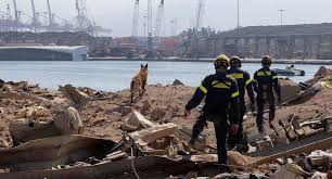 Asia: Explosión en Beirut: Socorristas recuperan cadáveres y ...