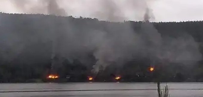 Atentado en Lanalhue: ¿Cómo se queman cabañas en una de las zonas más militarizadas del país?