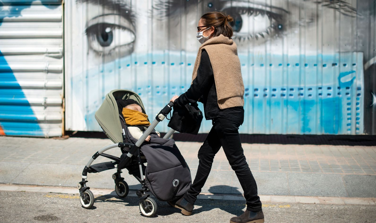 Permiso para pasear con niños en comunas con cuarentena regirá desde el lunes 17 de agosto