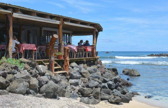 «No nos dejan reabrir y no tenemos ningún tipo de ayuda del Gobierno», denuncian gastronómicos de Rapa Nui
