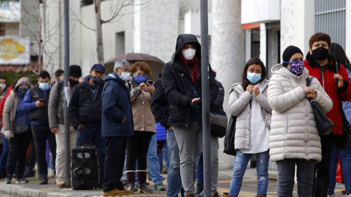 Movimientos sociales y tercer retiro: No es un momento feliz porque la crisis la siguen pagando las y los trabajadores