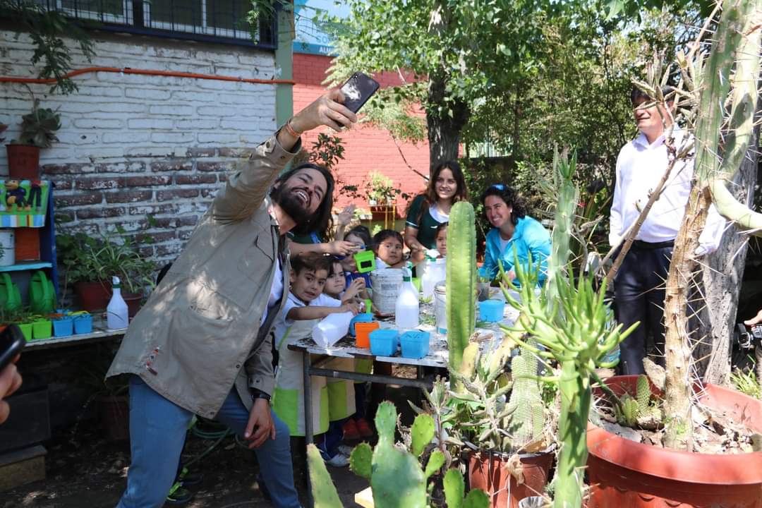 Programa de TV mostrará trabajo medioambiental de la Escuela Básica Ciudad de Lyon de El Bosque