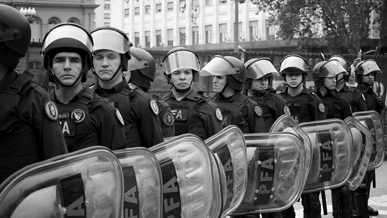 ¿Quién ganó y quién perdió tras el motín policial contra el presidente Alberto Fernández?