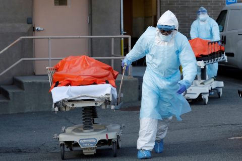 Reportan la primera muerte en el mundo por reinfección de coronavirus