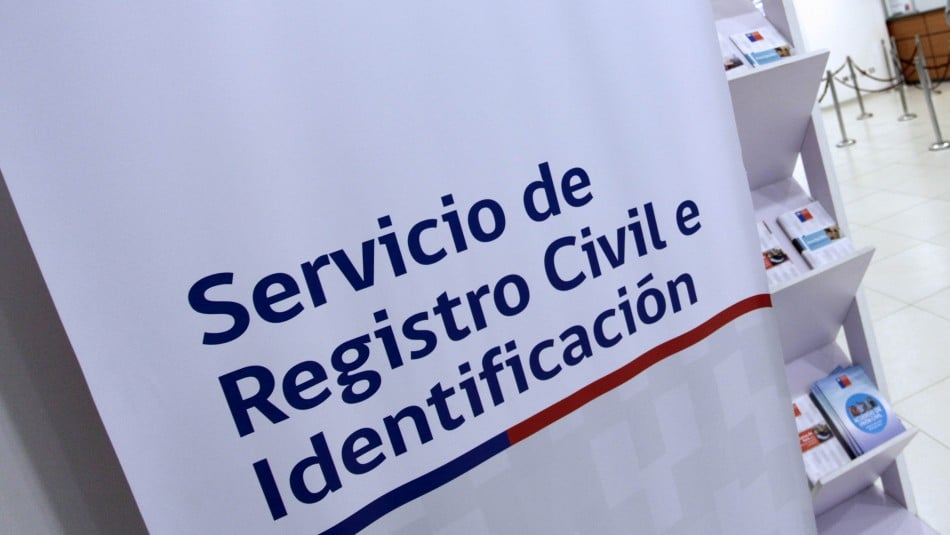 Empresa china Aisino ganó licitación del Registro Civil para elaborar la nueva cédula de identidad