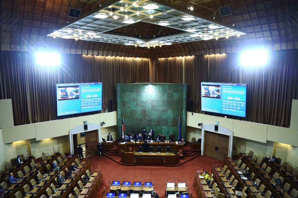 Congreso: Piden medidas de apoyo urgente para banqueteros y centros de eventos