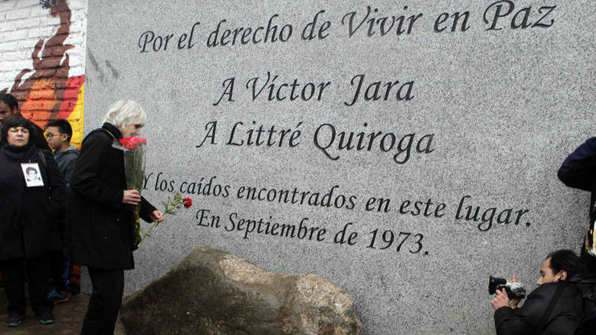 Fundación Víctor Jara por utilización de la UDI de «El derecho de vivir en paz»: Que el pueblo juzgue