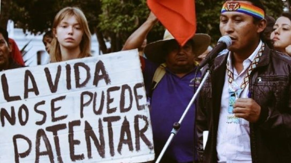 Indígenas se suman a protestas sindicales en Ecuador