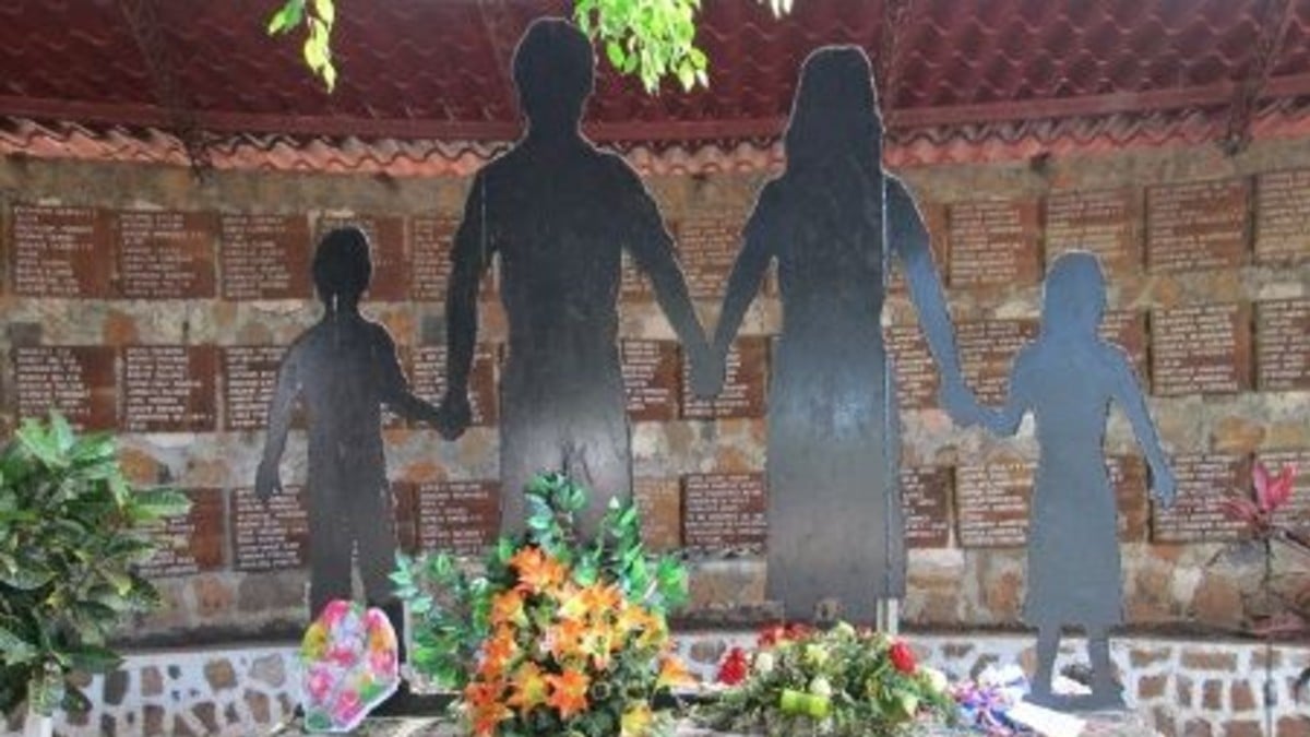 ¡Histórico! Iglesia salvadoreña pone a disposición sus archivos sobre la masacre de El Mozote