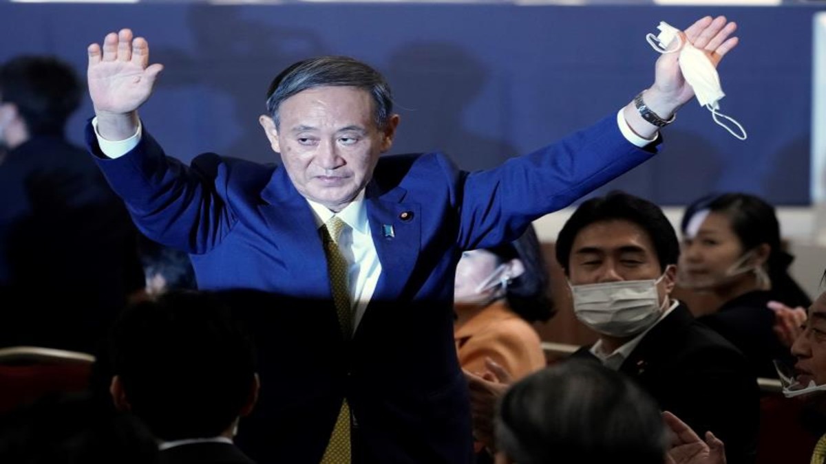 Yoshihide Suga, elegido como líder del gobernante Partido Liberal Democrático de Japón