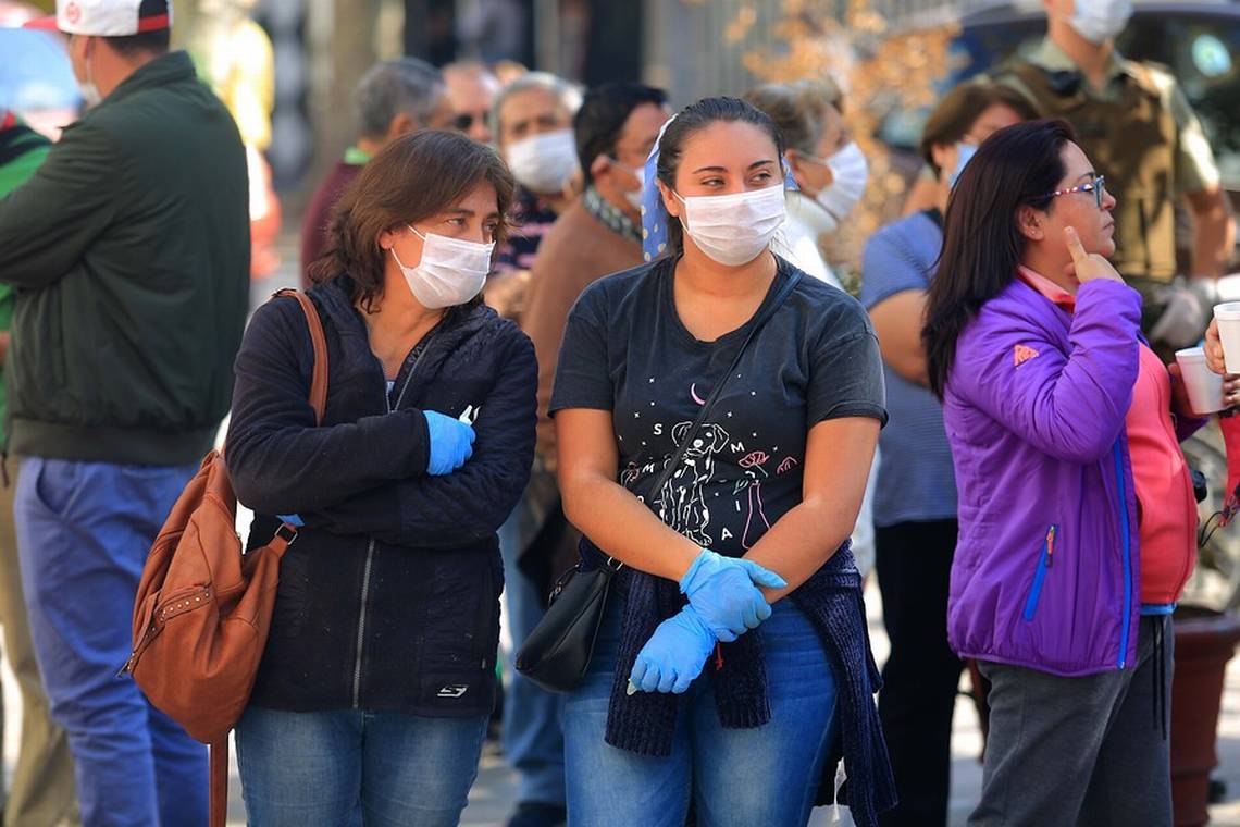 Senador Navarro tras respuesta a oficio del ISP: «Llevamos 2 años de pandemia sin mascarillas certificadas y se viene Omicron, el más contagioso de la historia»