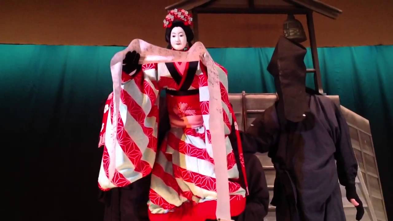 “Bunraku”: Marionetas tradicionales japonesas intentan sobrevivir en medio de la pandemia