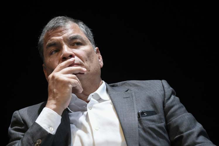 Ecuador: ratifican condena contra Correa e inhabilitan su candidatura