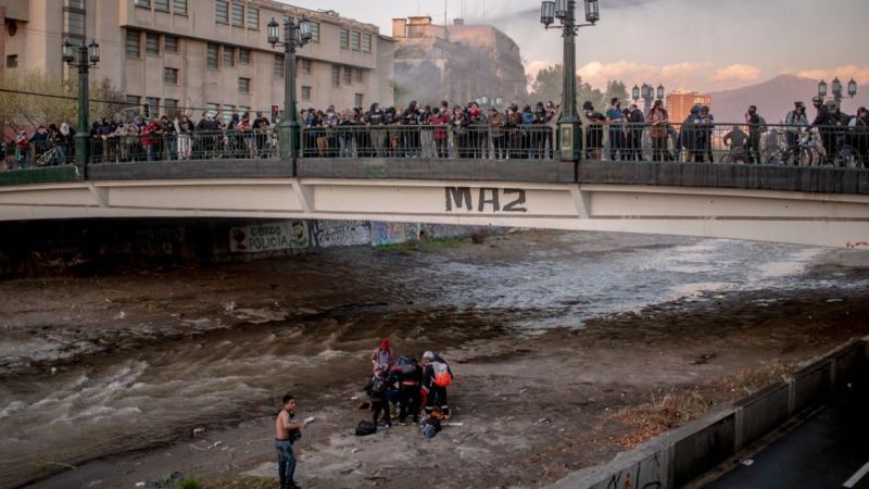 ONU pide investigar responsabilidad de carabinero en caída de joven al río Mapocho