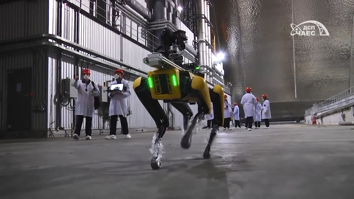 (Video) Boston Dynamics mide radiación en central nuclear de Chernóbil