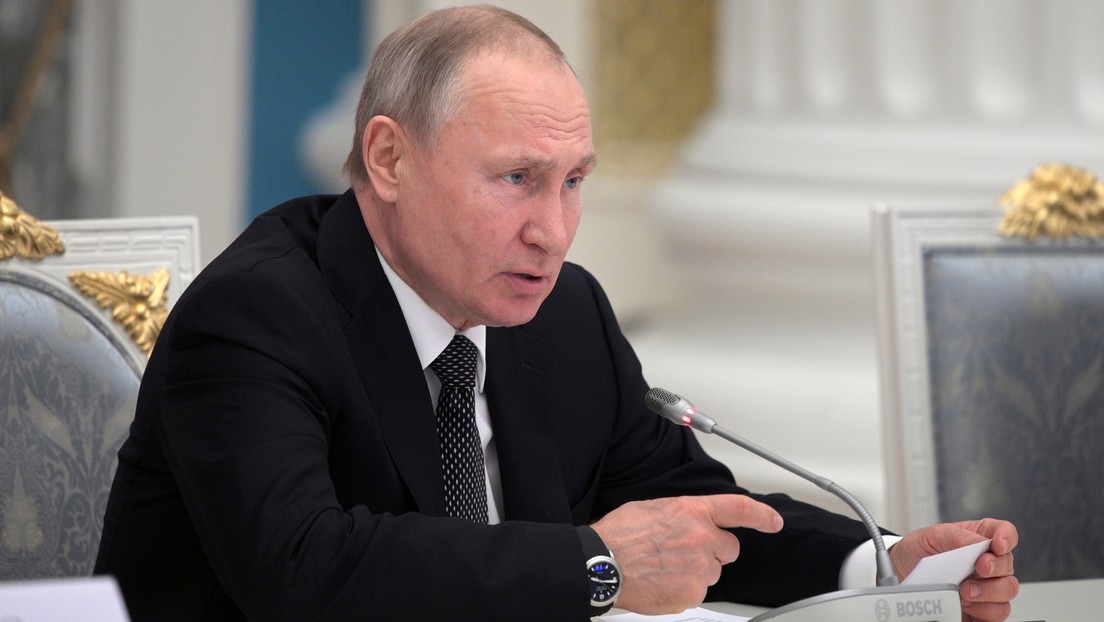 Rusia le prohíbe a diversos altos cargos tener cuentas en el extranjero