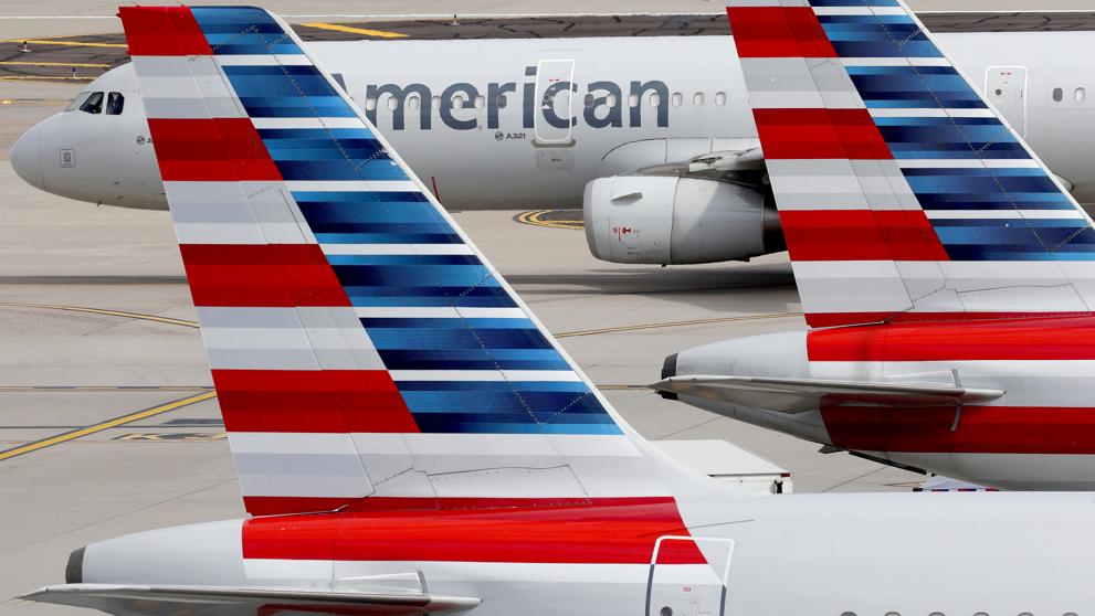 Aerolíneas de EE. UU. anuncian que despedirán a más de 30.000 empleados por no recibir auxilios financieros