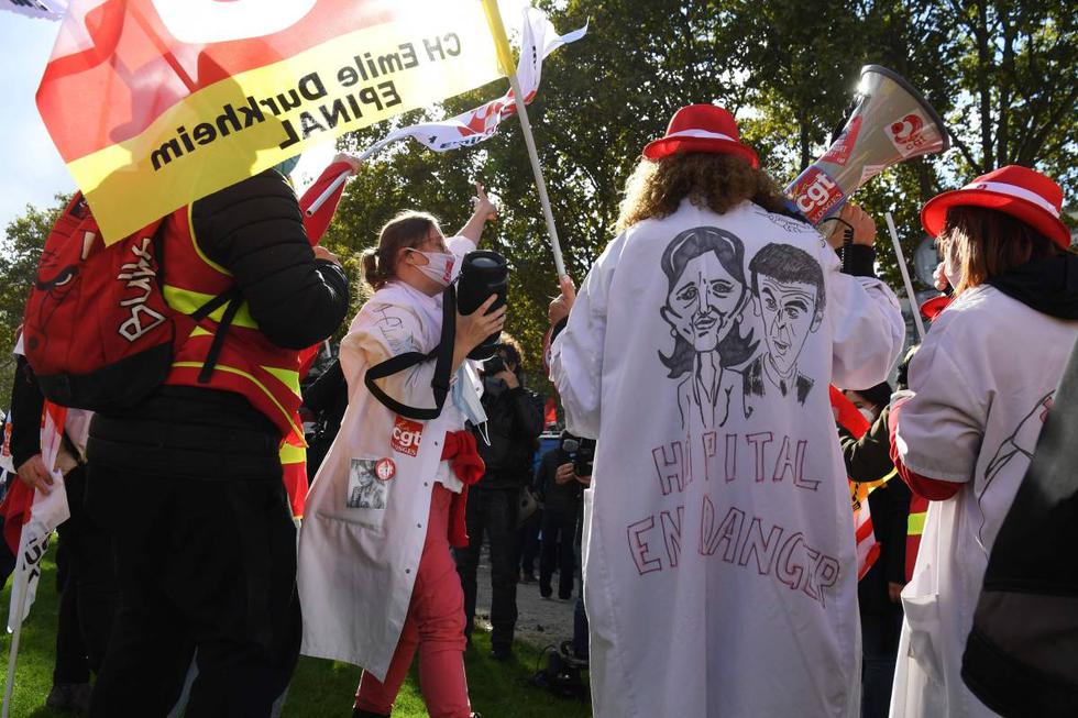 Protesta en Francia: exigen mejores condiciones sanitarias a las puertas de los hospitales