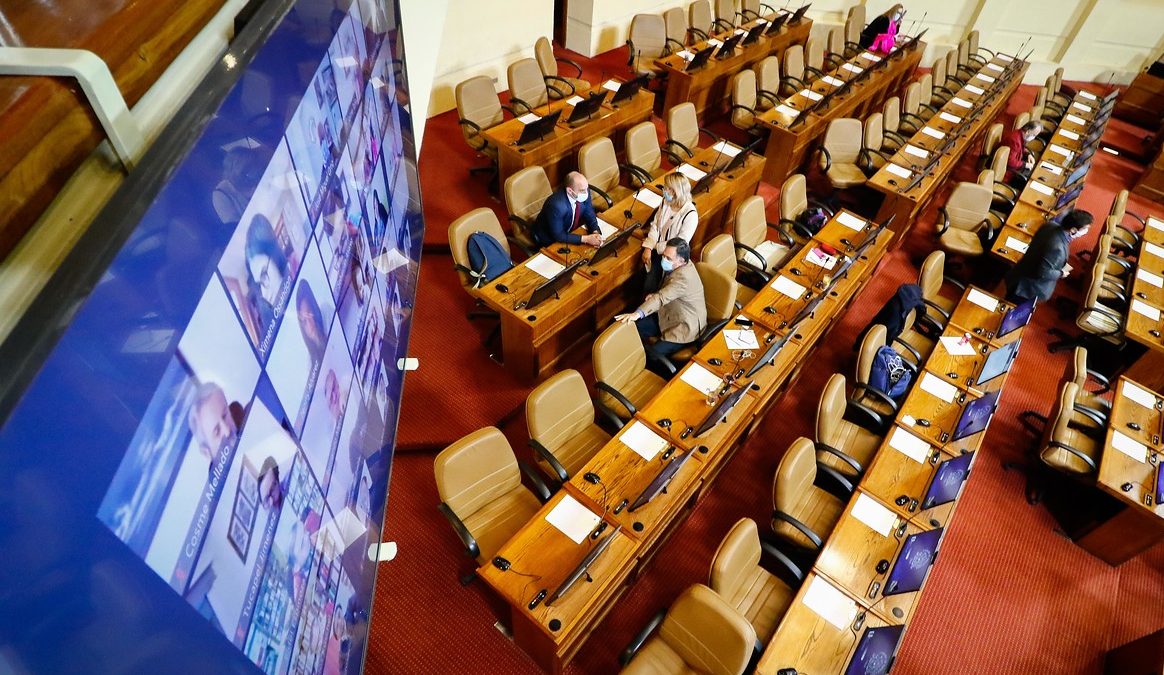 Senado convoca a sesión extraordinaria para abordar polémica licitación del Instituto de Tecnologías Limpias