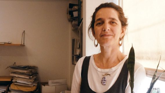 Historiadora Isabella Cosse: «Quino tuvo la lucidez de trabajar fenómenos que eran novedosos en los años 60 y que aún hoy nos marcan»
