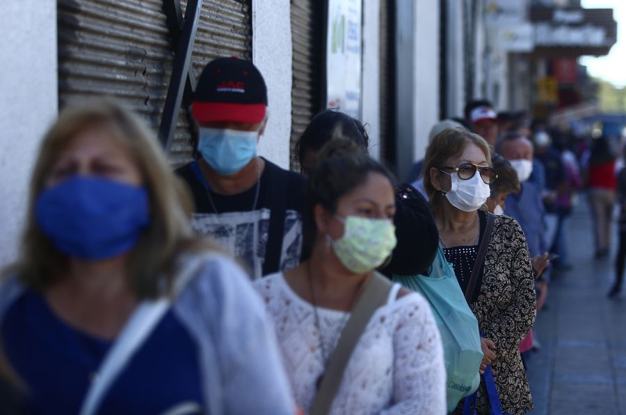 Grupo Epidemiológico Matemático de la U. de Santiago: Chile ya entró en la quinta ola del Covid-19