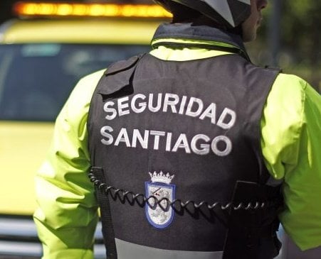 Alcalde Felipe Alessandri pretende gastar $40.000.000 en gas pimienta y bastones retráctiles para funcionarios de seguridad