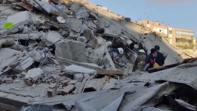 Terremoto de magnitud 6,9 en el mar Egeo deja al menos 17 muertos y más de 700 heridos en Turquía