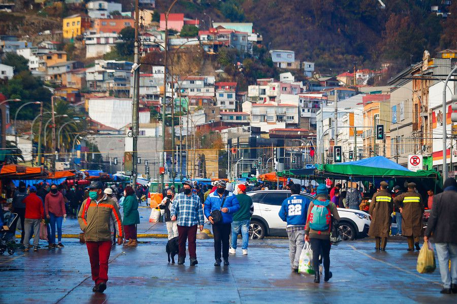 Advierten que «no hay ningún dato» que justifique los «largos y gravosos» confinamientos en Viña del Mar y Valparaíso