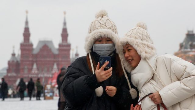 Rusia suma más fallecidos por Covid-19 en una semana que en todo agosto