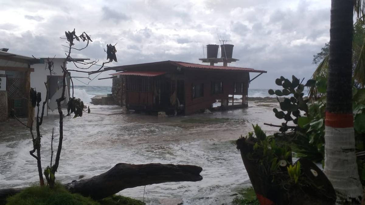 En Colombia declaran calamidad pública en isla de San Andrés por paso de «Eta»