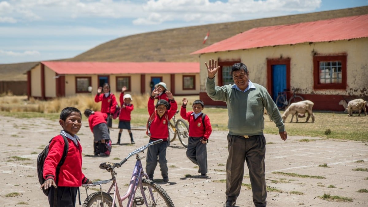 Conozca cómo una bicicleta puede cambiar la vida de niños y niñas en la Sierra peruana