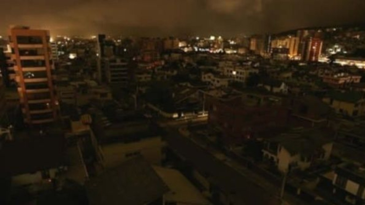 Ecuador registra apagones masivos en varias ciudades