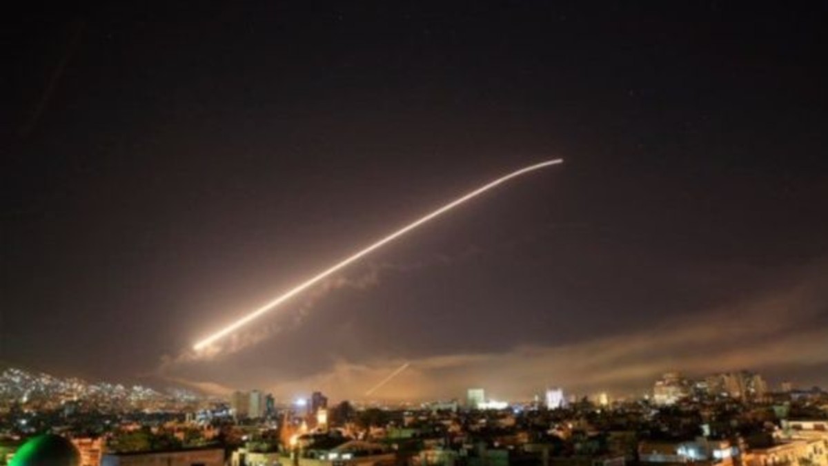 Ataque israelí deja 8 militares fallecidos en Siria