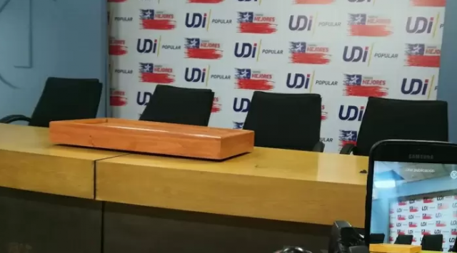 Diputados UDI gastaron más de $300 millones de fondos fiscales para pagar a Fundación Jaime Guzmán