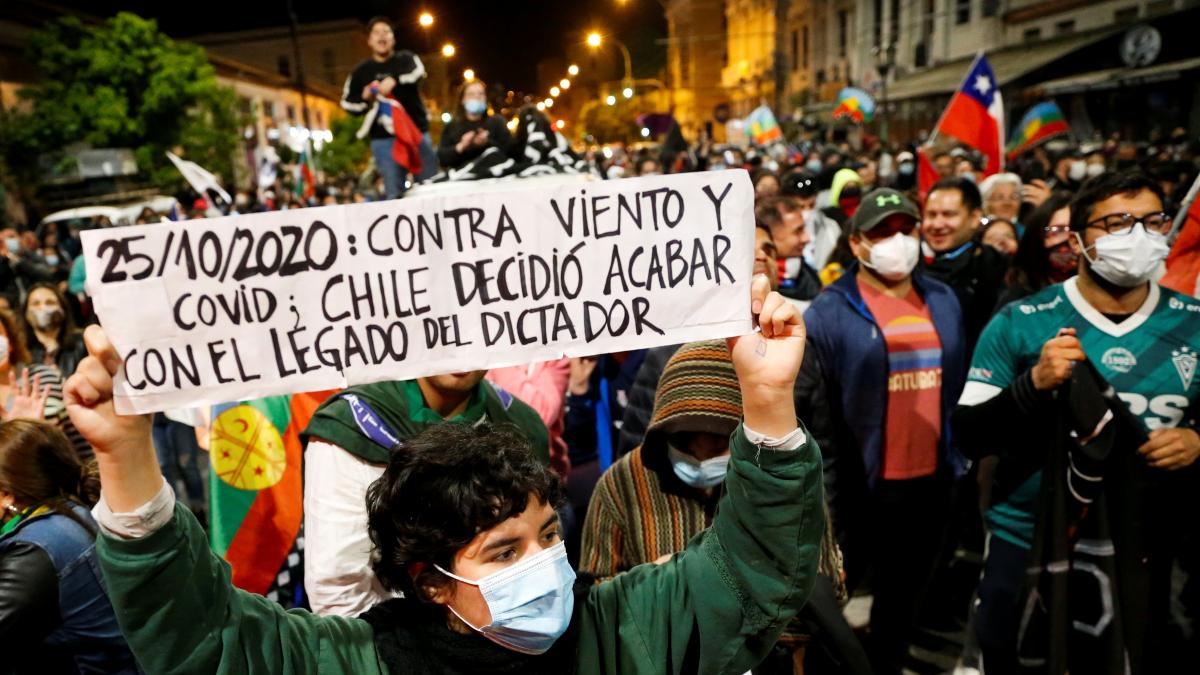 Entre el estallido y la pandemia: un Chile que transita