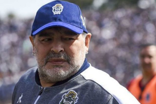 Internan a Diego Armando Maradona para controlar «el estado anímico»
