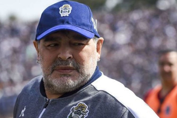 Internan a Diego Armando Maradona para controlar «el estado anímico»