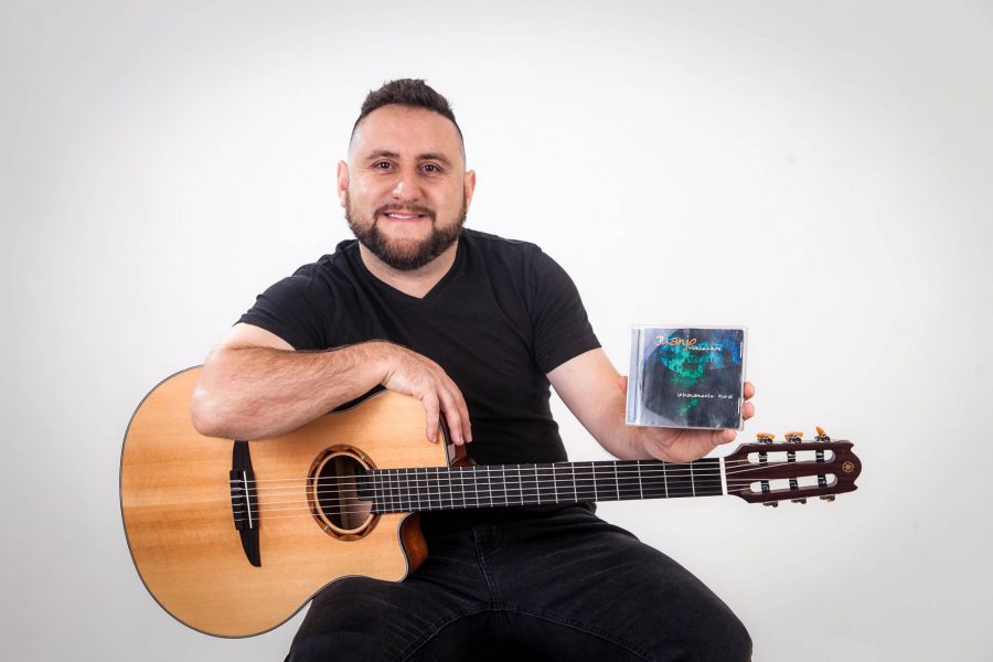 Juanjo Montecinos se une a más de 20 artistas de La Araucanía en reversión de su álbum ‘Urbanamente Rural’