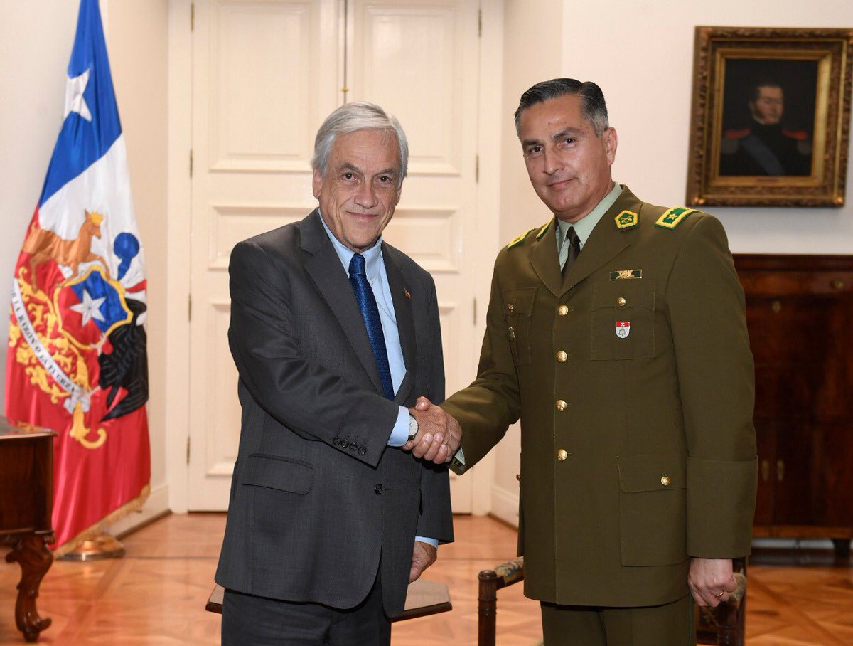 Piñera expresa admiración, aprecio y gratitud por director de Carabineros tras aceptar su renuncia