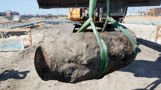 Evacúan a 15.000 alemanes  para desactivar bomba de la II Guerra Mundial