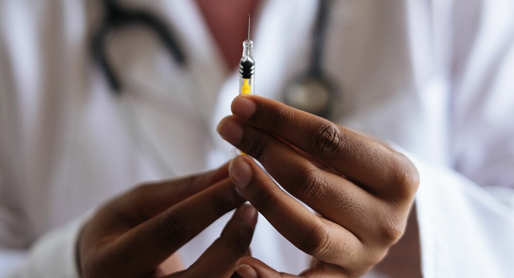 Brasil dice que vacunación contra COVID-19 empezará a finales de enero