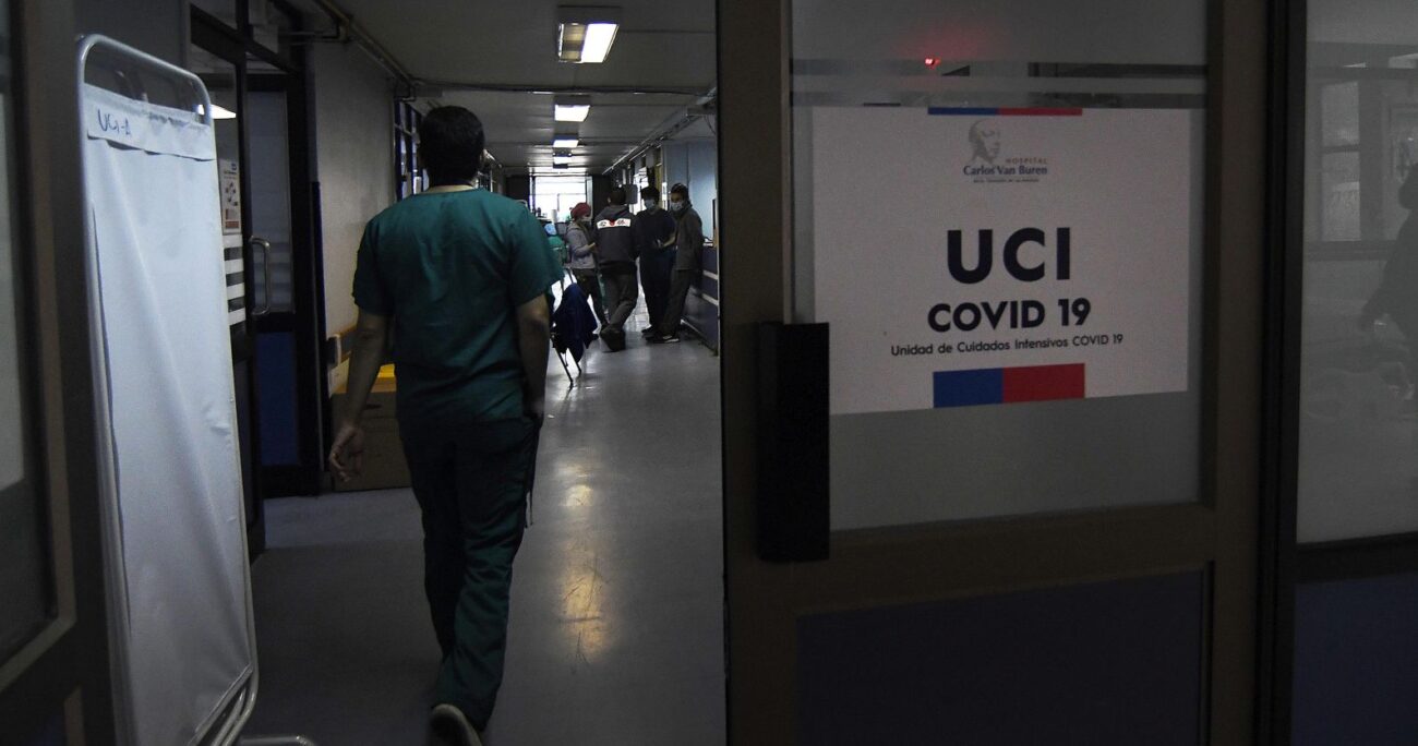 Repunte de casos ya se percibe en la red de salud: Hospitalizaciones por COVID-19 registran alza tras más de seis meses