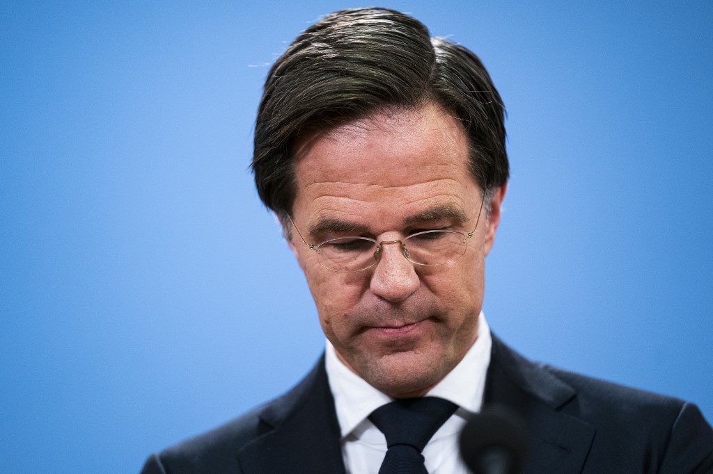 Gobierno de Holanda renunció en pleno por escándalo de mal manejo de subsidios
